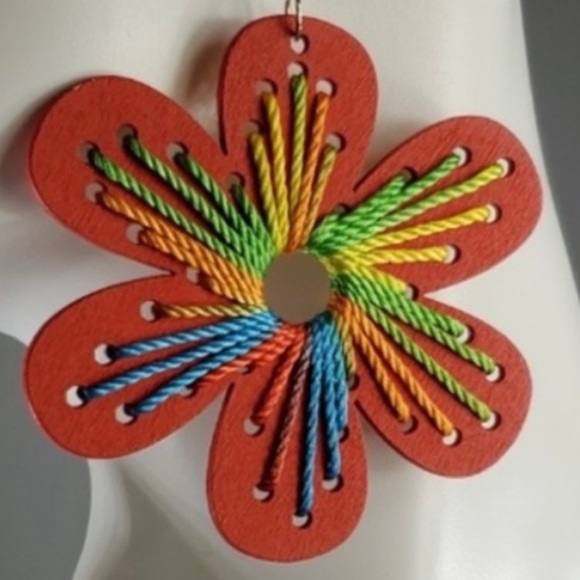 51Twenty Jewelry - HANDMADE RED FLOWER THREADED BALSA WOOD PIERCED EARRINGS